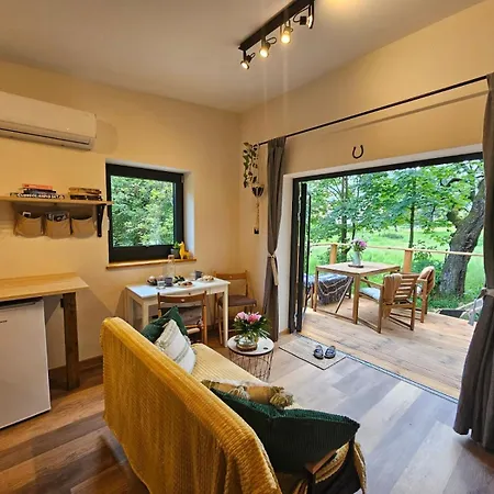 Glamping Zlaté Podlesí #1 *